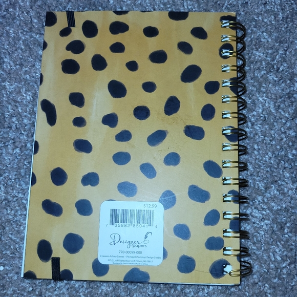 Notebook - Picture 2 of 3